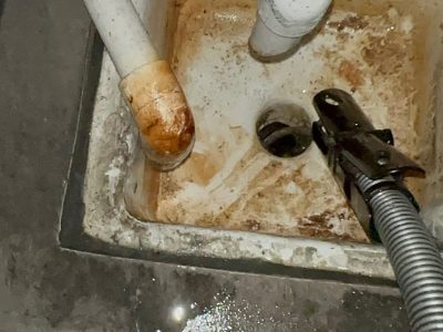 Kitchen Plumbing Drain Pipes